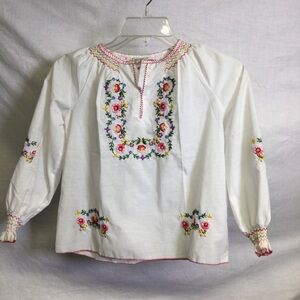 Tramo Switzerland Girls White Embroidered Peasant Blouse w/ Floral Design Sz 10